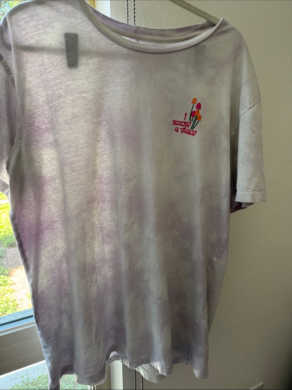 PacSun Lavender Tie-Dye Short Sleeve Tee with Mushroom Graphic
